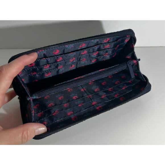 Vera Bradley Navy Blue Quilted Zip Around Wallet ID Holder Solid - Picture 4 of 6